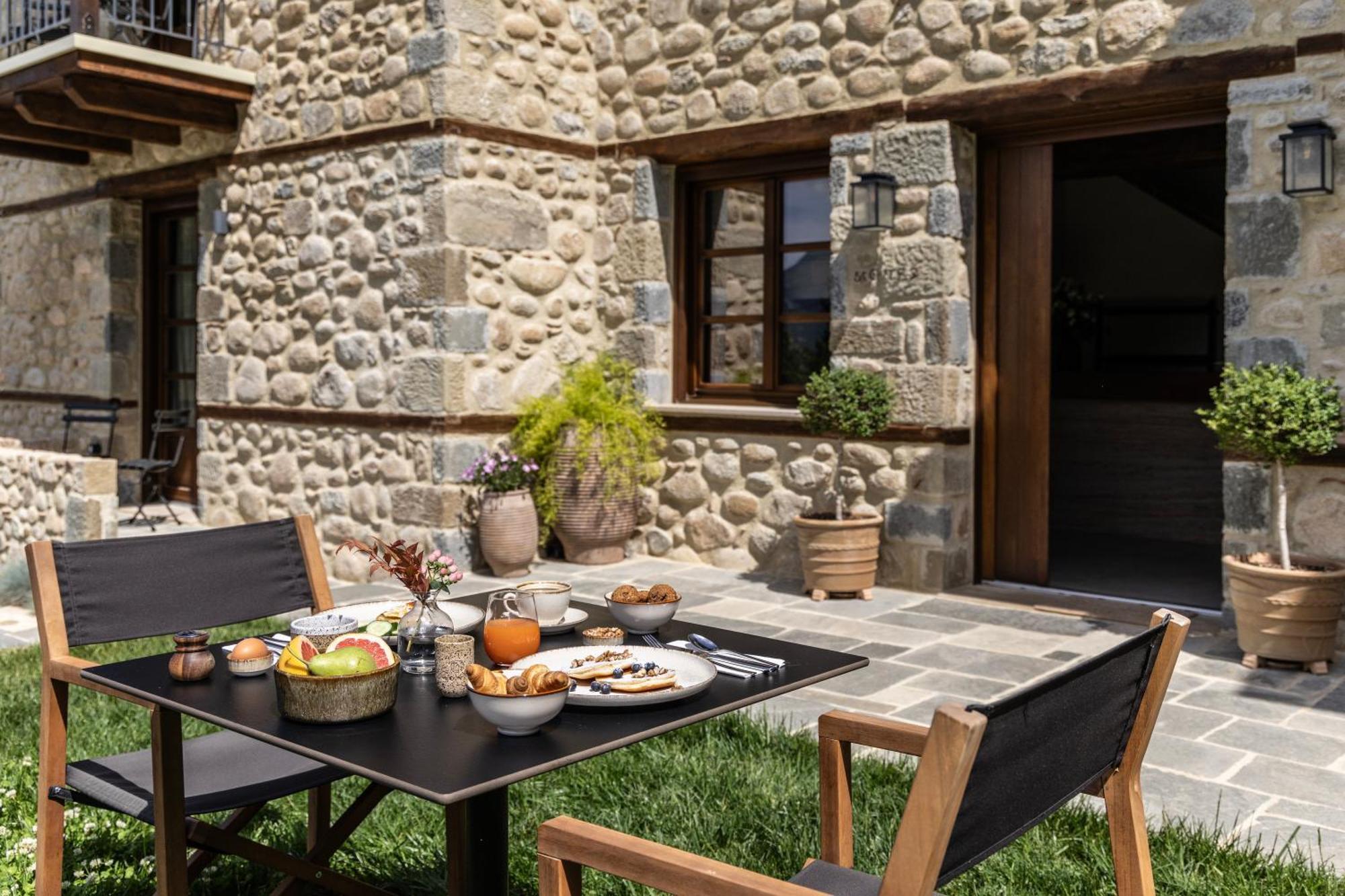 카스트라키온 Mones B&B 외부 사진